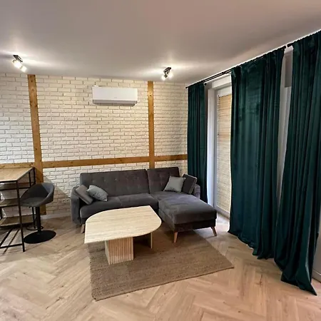 Apartament Bulwary Chrobrego 11c グニェズノ