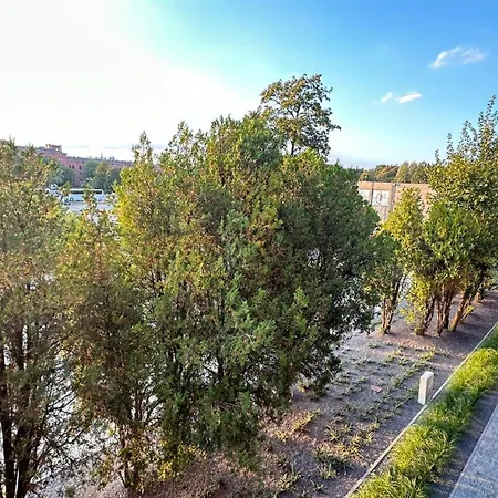 Apartament Bulwary Chrobrego 11c グニェズノ